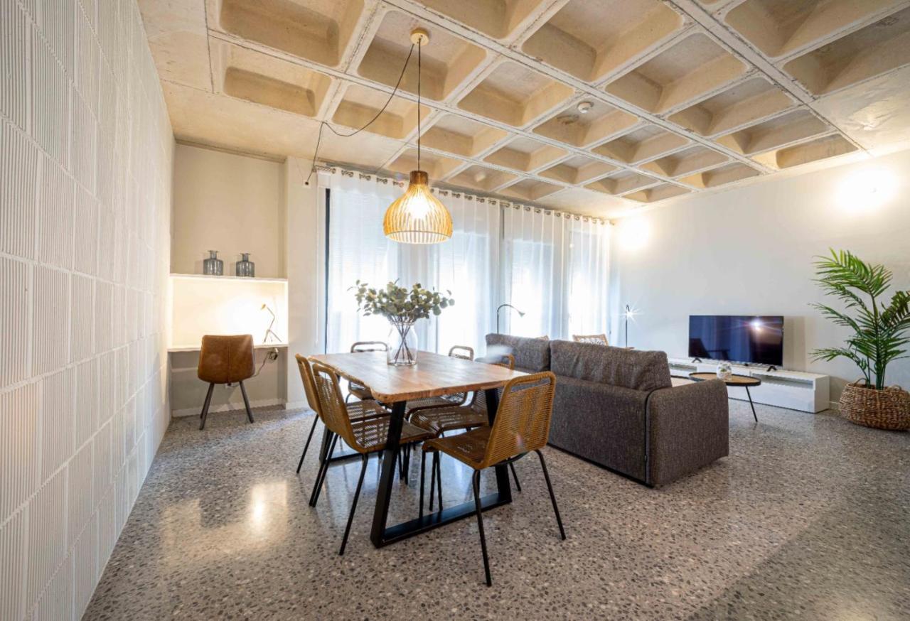 Barcelona Touch Apartments - Rosich L'Hospitalet de Llobregat Exterior photo